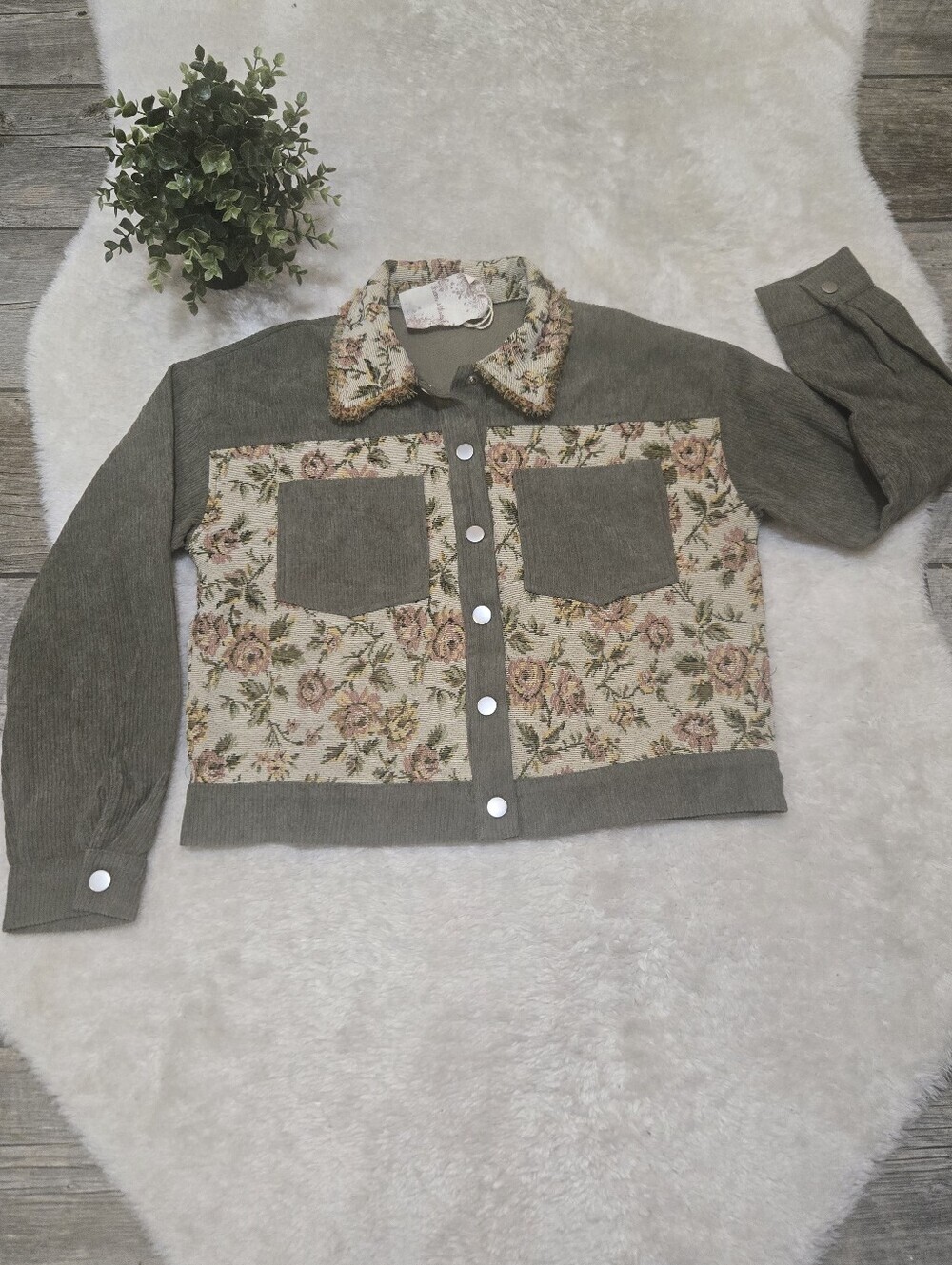 Hem & Thread Green Cottagecore Floral Patchwork Corduroy Cropped Shacket, Small